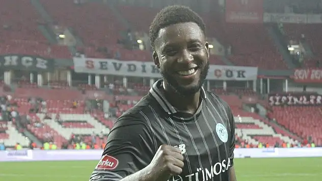 Konyaspor'un yeni duvarı Bazoer'den flaş açıklamalar