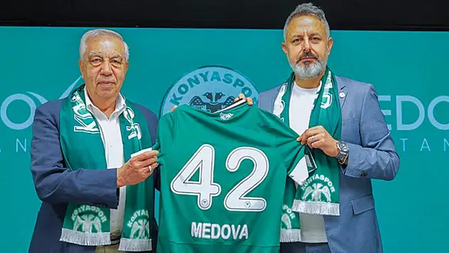 Konyaspor'un yeni sağlık sponsoru Medova Hastanesi oldu