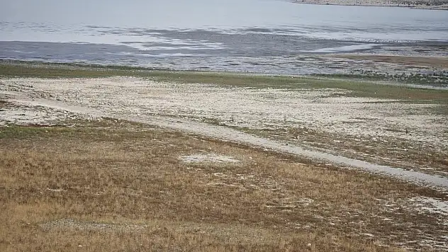 Konya'yı besleyen barajın içler acısı hali!
