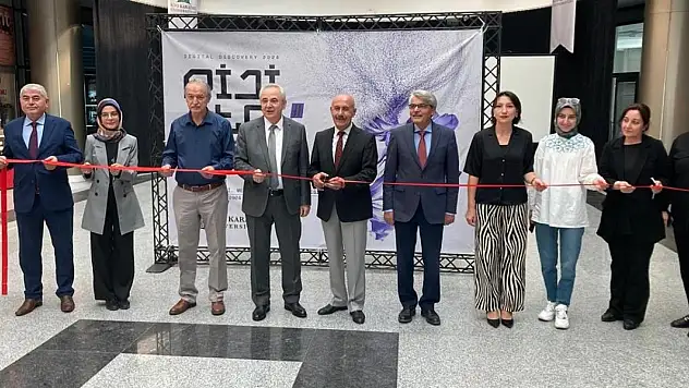 KTO Karatay Üniversitesi'nde dijital sanat sergisi açıldı