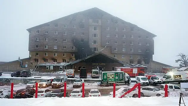 Kültür ve Turizm Bakanlığı Grand Kartal Otel'in kaçak olduğu iddiasını yalanladı