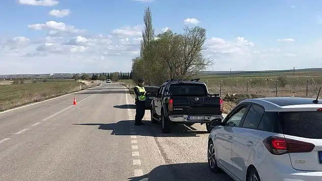 Kulu'da jandarma ekipleri denetimlere devam ediyor