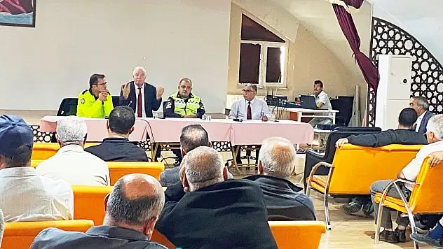 Kulu'da öğrenci taşımacılığı yapan sürücülerle toplantı