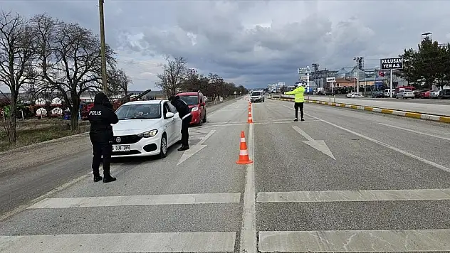 Kulu'da sürücülere 484 bin Türk lirası trafik cezası kesildi