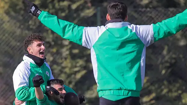 Kupada tur atlayan Konyaspor'da keyifli antrenman
