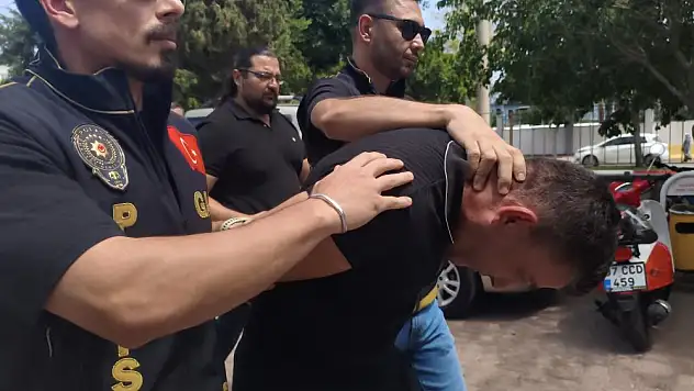 Kuyumcudan Altın Aldı, Özgürlüğü Bozdurdu!