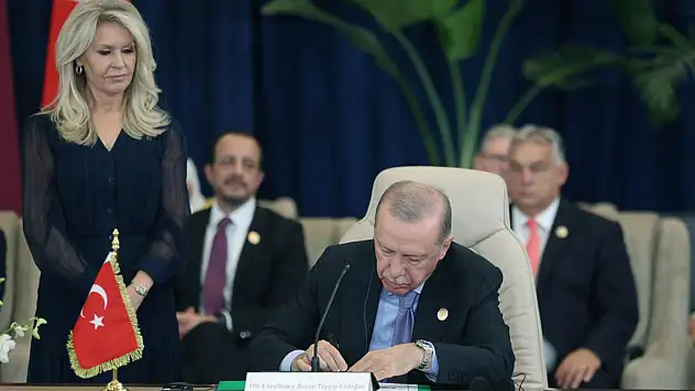 Liderler, Gazze'de barış için 'Şarm el-Şeyh Anlaşması'nı imzaladı