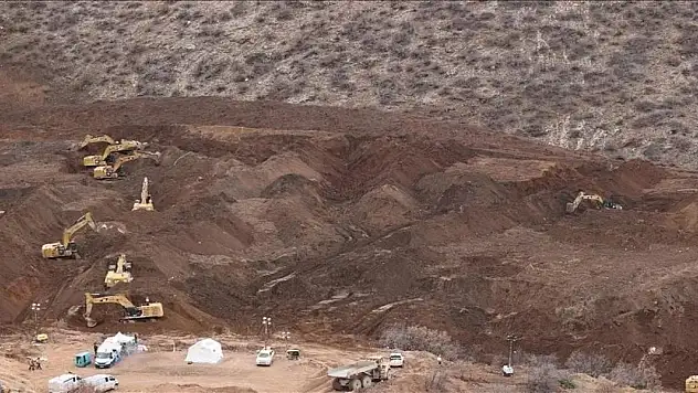 Maden ocağında toprak altında kalan bir işçinin daha naaşına ulaşıldı