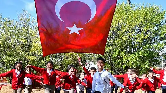 MEB, 23 Nisan'ı özel etkinliklerle kutlayacak