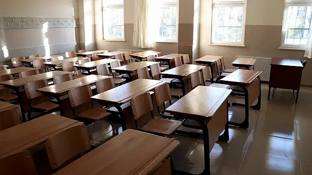 MEB açıkladı: 12 Haziran 2026 okullar tatil mi, neden tatil? 12 Haziran Cuma kimlere tatil, idari izin mi?