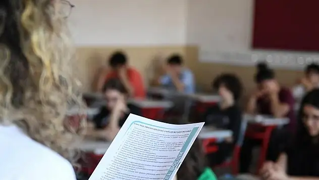 MEB: 'LGS soru kitapçıklarının sınav bitmeden paylaşıldığı' iddiaları asılsızdır