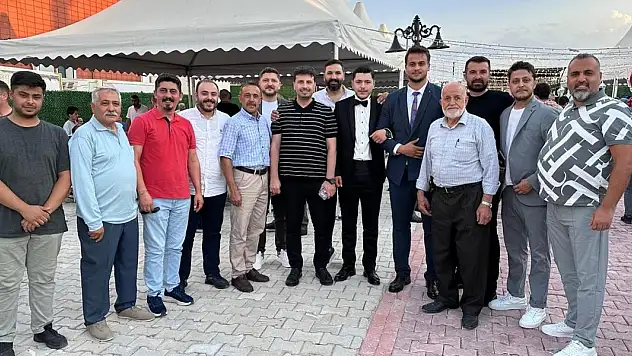 Melih ve Nur mutluluğa 'evet' dedi