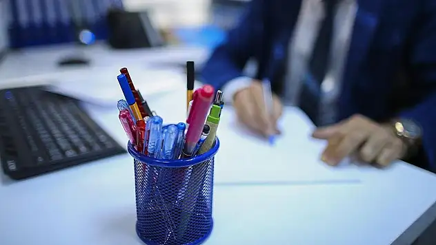 Memur ve emeklisinin toplu sözleşme sürecinde takvim işliyor