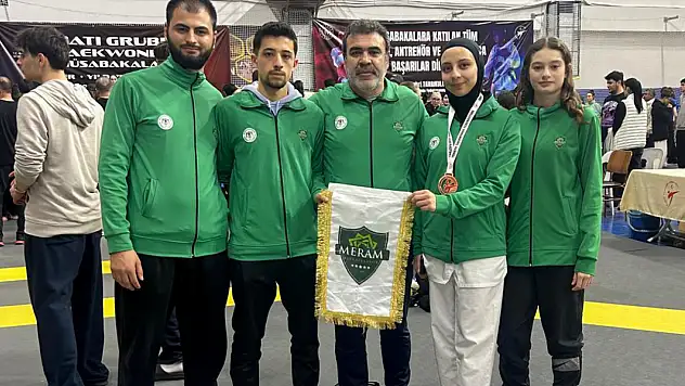 Meram Belediyespor'dan çifte gurur!