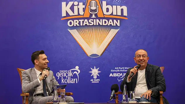 Meram'da renkli gece: Başkan Kavuş gençlerle enerji depoladı!