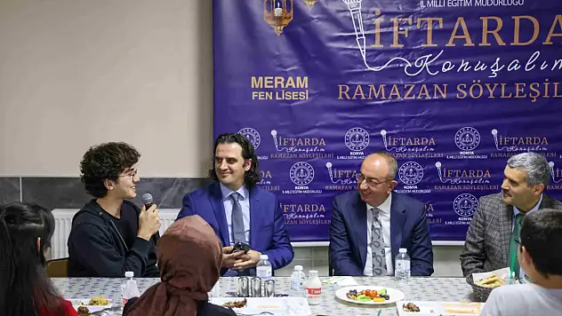 Meram'da vefa iftarı: Mezunlar ve öğrenciler aynı sofrada!
