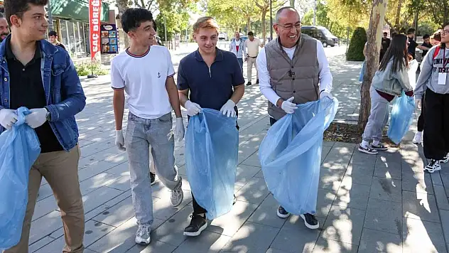 Meram'da çevre farkındalığı yürüyüşü düzenlendi!