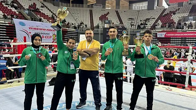 Meramlı Sporcular Dünya Kupası'na Damga Vurdu