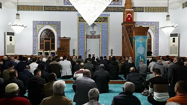 Merzifon'da şehit 20 asker için mevlit programı düzenlendi