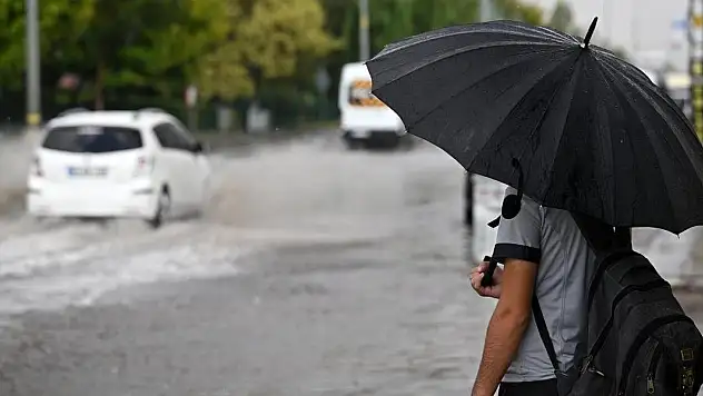 Meteoroloji'den 10 kente 'kuvvetli yağış' uyarısı
