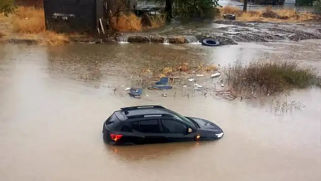 Meteorolojiden 2 kente kuvvetli yağış alarmı!