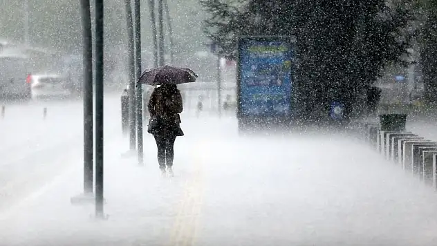 Meteorolojiden sağanak yağış uyarısı