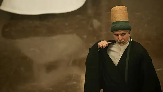 Mevlana'nın izinde yarım asır: Konya'nın 'Postnişin'i bayrağı devretti!