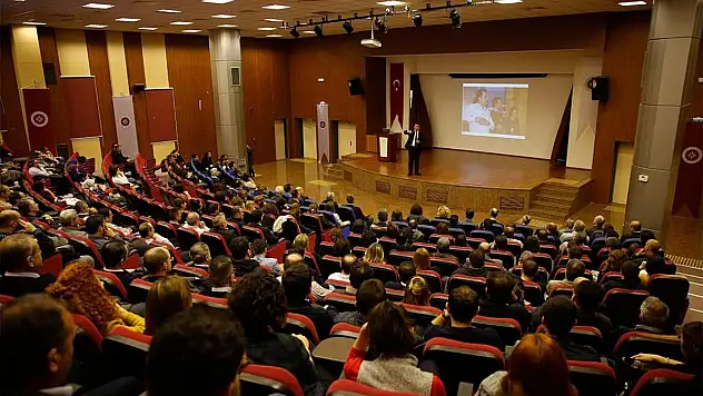 Mevlana'nın İzinde Genç Diplomasi: MEVIMUN'25 Konya'da Başladı!