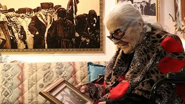 Milli Eğitim Bakanı Tekin'den Sabiha Özar için başsağlığı mesajı