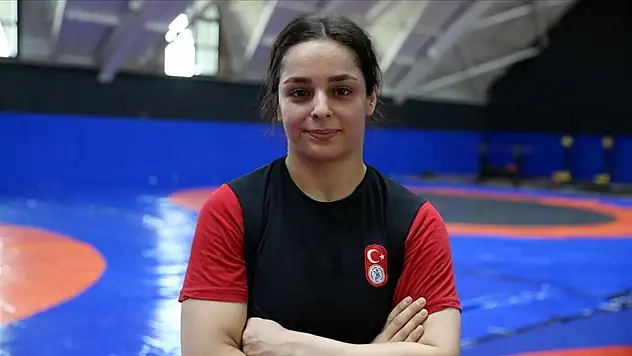 Milli güreşçi Tuba Demir, Avrupa 3'üncüsü oldu