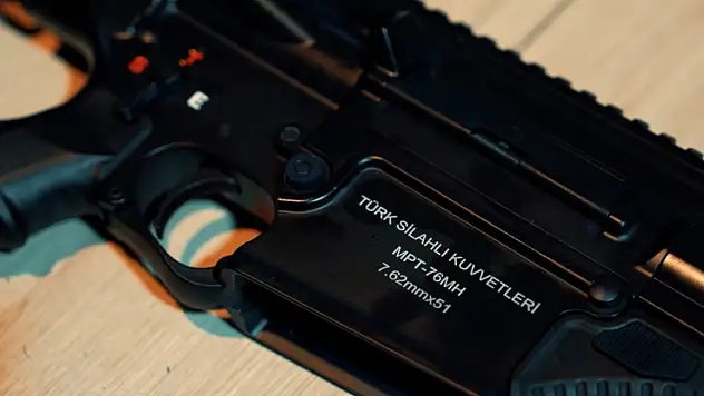 Milli piyade tüfeği 'MPT-76 MH' TSK'ya teslim edildi