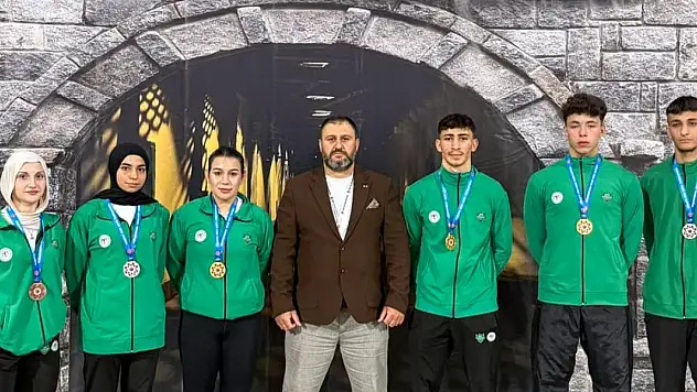 Milli Takıma Meram İmzası