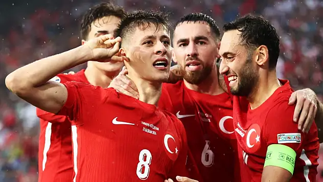 Milliler, Dünya Kupası'na Giden Yolda Romanya Virajında! Başarılar Çocuklar