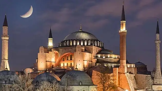 Miraç Kandili dualarla karşılanacak