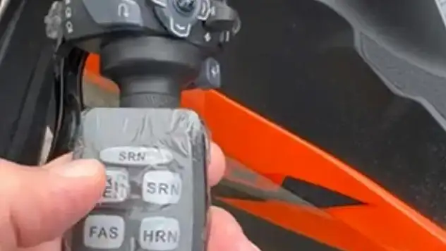 Motosiklette polis sireni kullanan sürücüye 138 bin lira ceza
