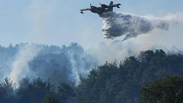 MSB, Denizli'deki orman yangınına müdahale için helikopter görevlendirdi