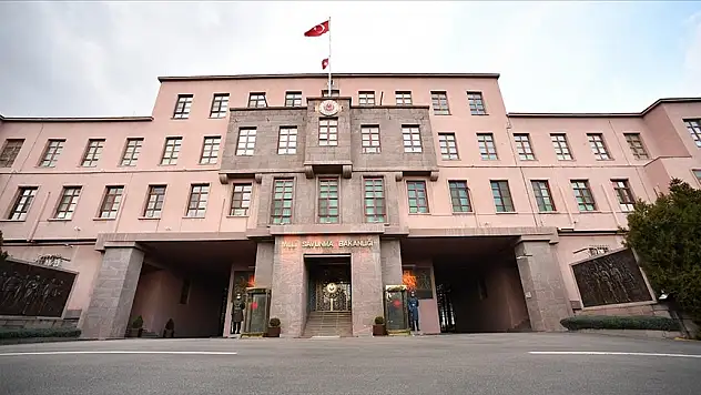 MSB: Son bir haftada 3 PKK'lı terörist daha teslim oldu