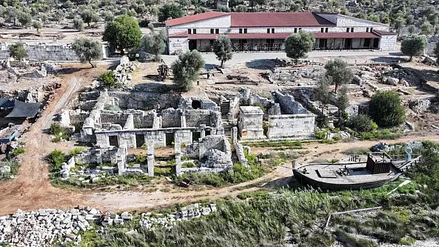 Myra Antik Kenti'nin limanı Andriake'de rengarenk buluş