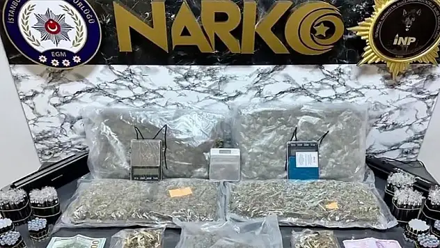 Narkoçelik-19 operasyonunda uyuşturucu imal eden 8 şüpheli yakalandı