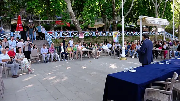 Nasreddin Hoca Şenliği'nde Prof. Dr. Üstün Dökmen söyleşi verdi