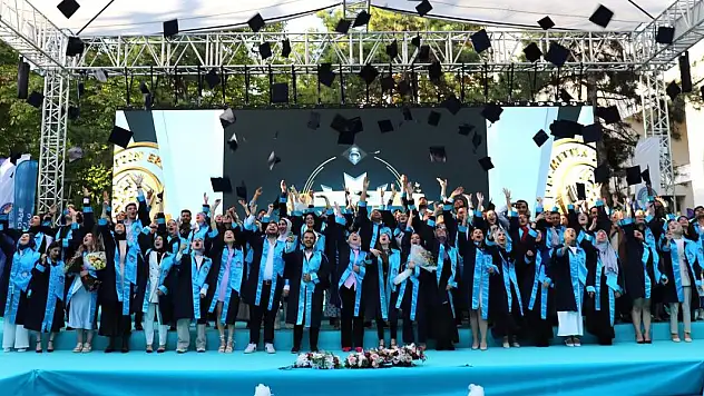 NEÜ birincileri kep attı