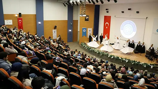 NEÜ'de 'Zekai Dede'nin Suzidil Mevlevi Ayin-i Şerif'i icra edildi