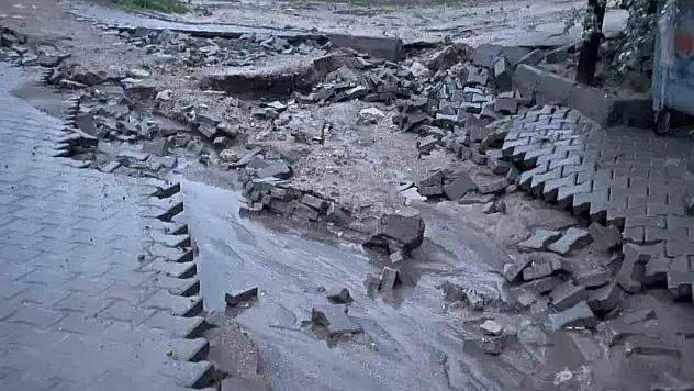 Nevşehir'de sağanak sele yol açtı