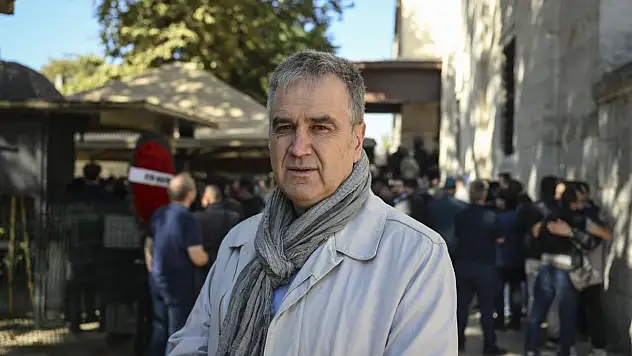 'Neyzenlerin Kutbu' Niyazi Sayın son yolculuğuna uğurlandı