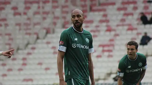 N'zonzi, Konyaspor'daki geleceği hakkında konuştu.