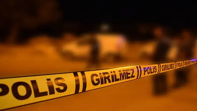 Oğlu tarafından ipte asılı bulundu