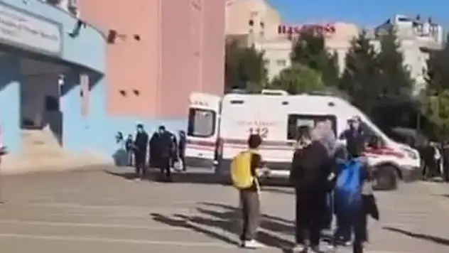 Okul saldırısında ağır yaralanan öğrenci hayatını kaybetti