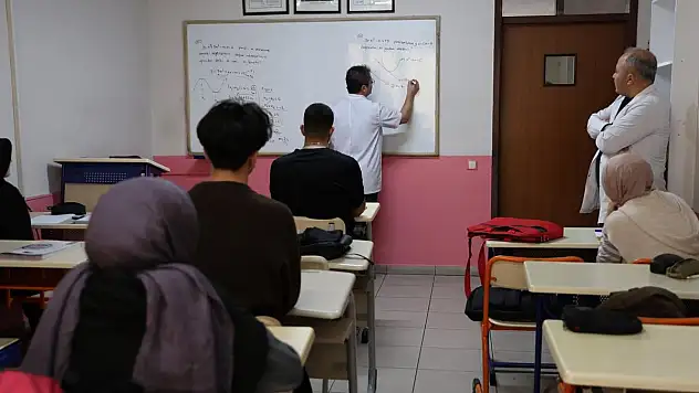 Okullarda ilk ara tatil için son ders zili yarın çalacak!