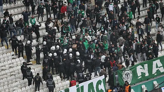 Ömer Korkmaz, Konyaspor tribünüdeki olaylar hakkında konuştu! 'Asla doğru bulmuyorum'
