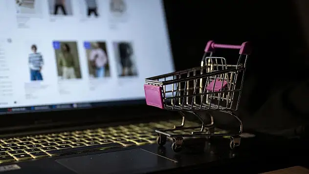 Online alışverişte yılbaşı hareketliliği